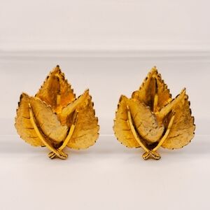 Vintage BSK Gold Leaf Clip-On Earrings